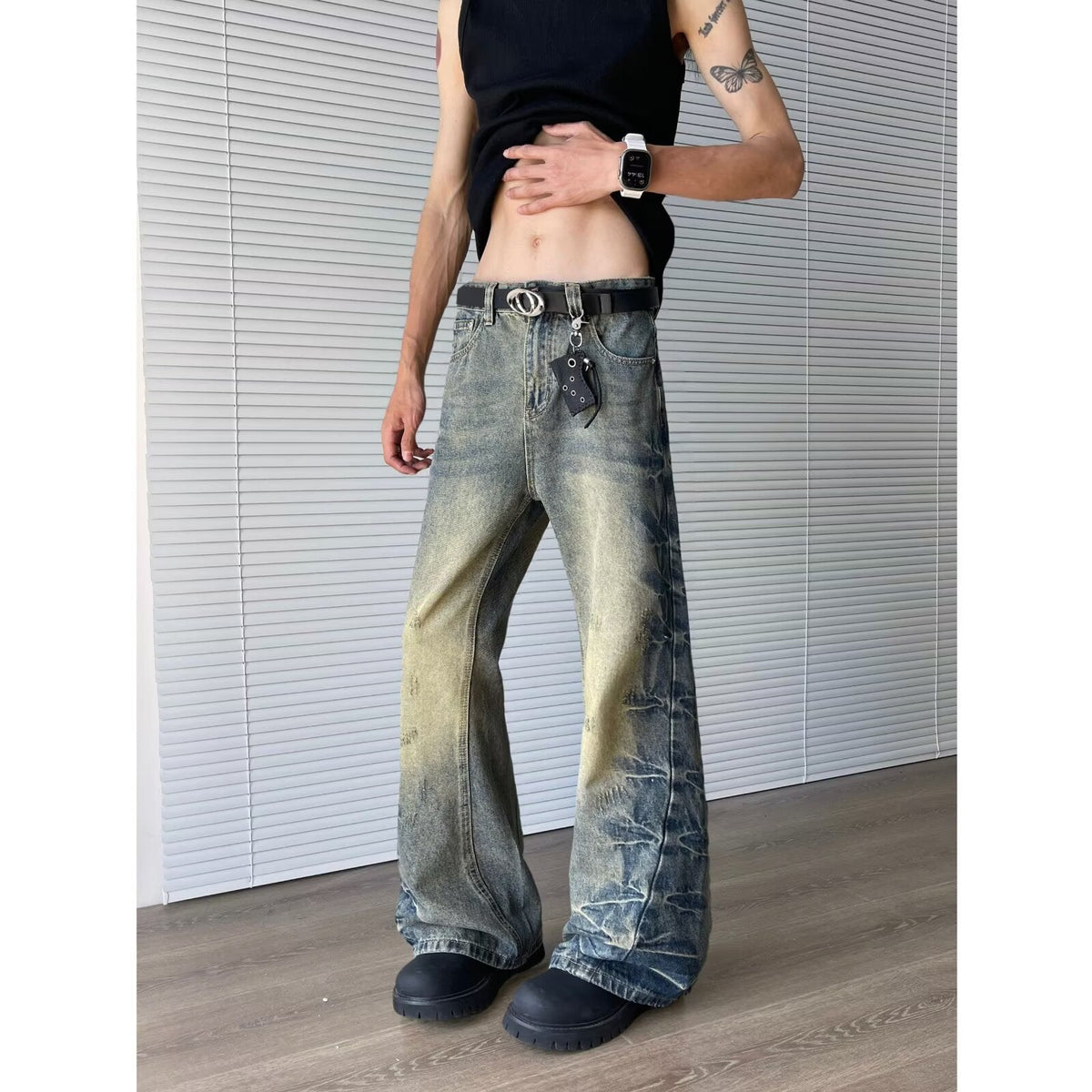 Side Pleated Flared Jeans