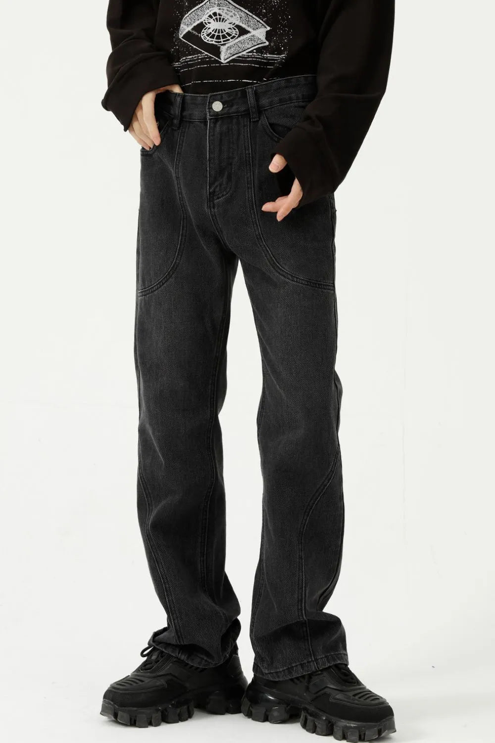 Straight-Leg Jeans with Unique Stitch Detail