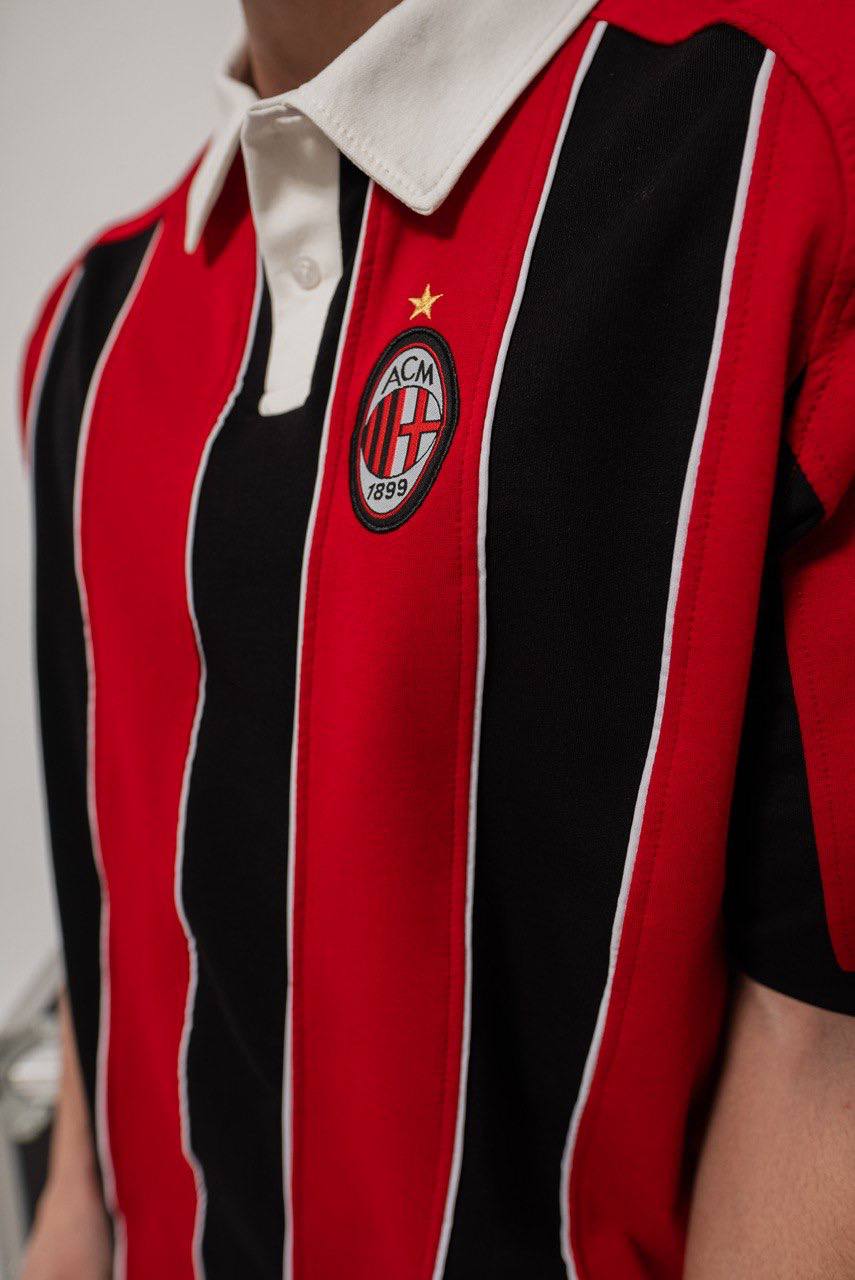 AC Milan Home Jersey - Vintage Football Shirt - Retro Soccer Kit