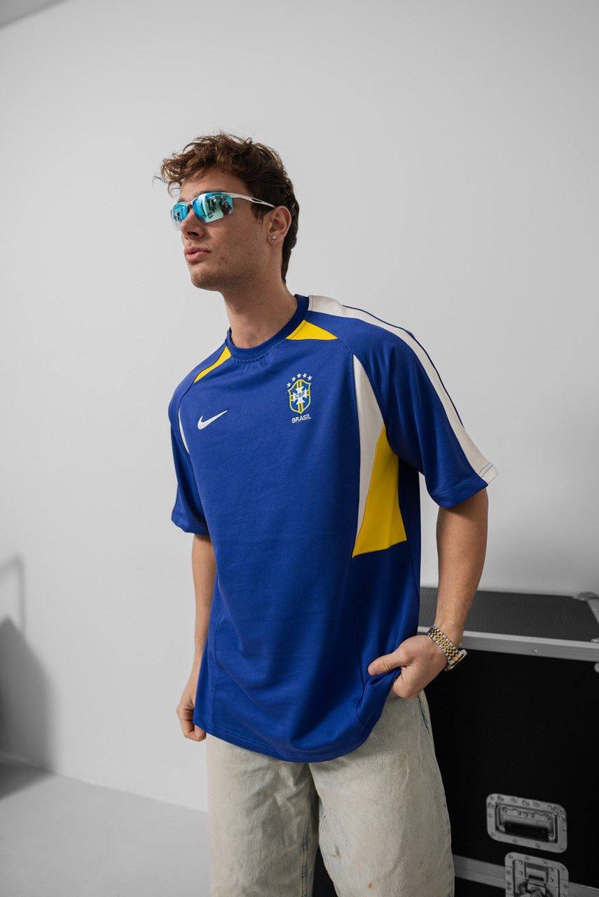 Brazil 2002 Home Jersey - Vintage Football Jersey - Retro Soccer Kit