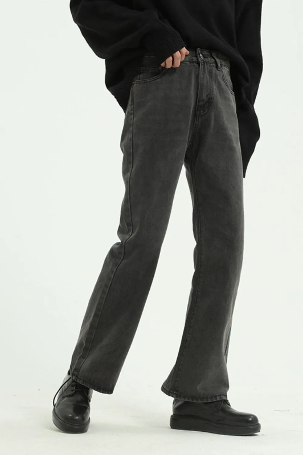 Straight Leg Jeans with Pockets - Japanese Denim