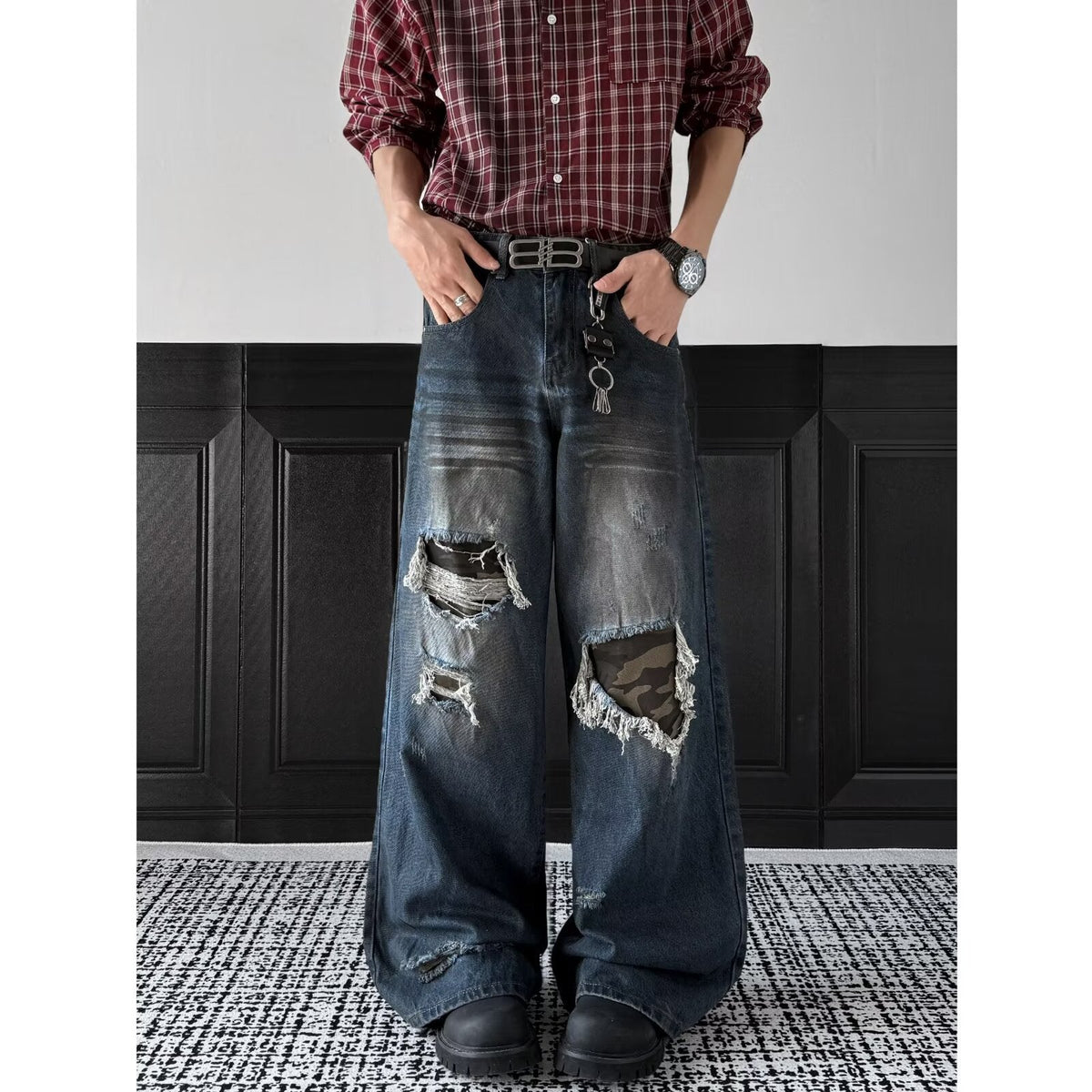 Patch Distressed Camouflage Jeans