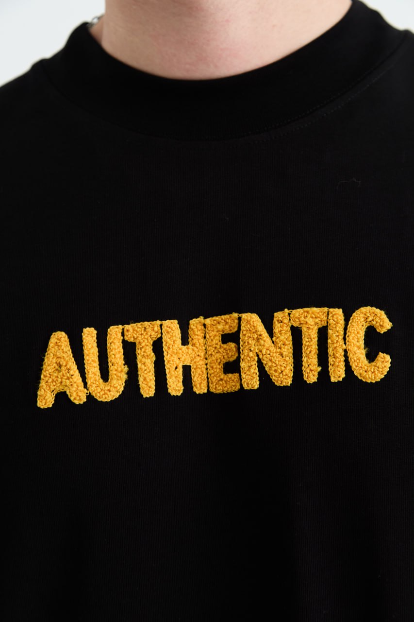 AUTHENTIC Embroidery Oversize Cotton Tee