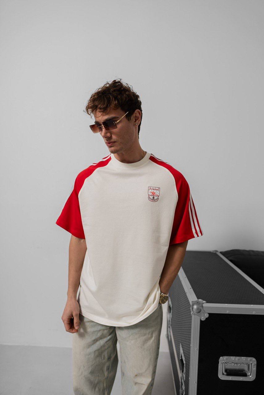 Arsenal Retro Raglan Sleeve Graphic Tee – Vintage Color Block Sports T-Shirt