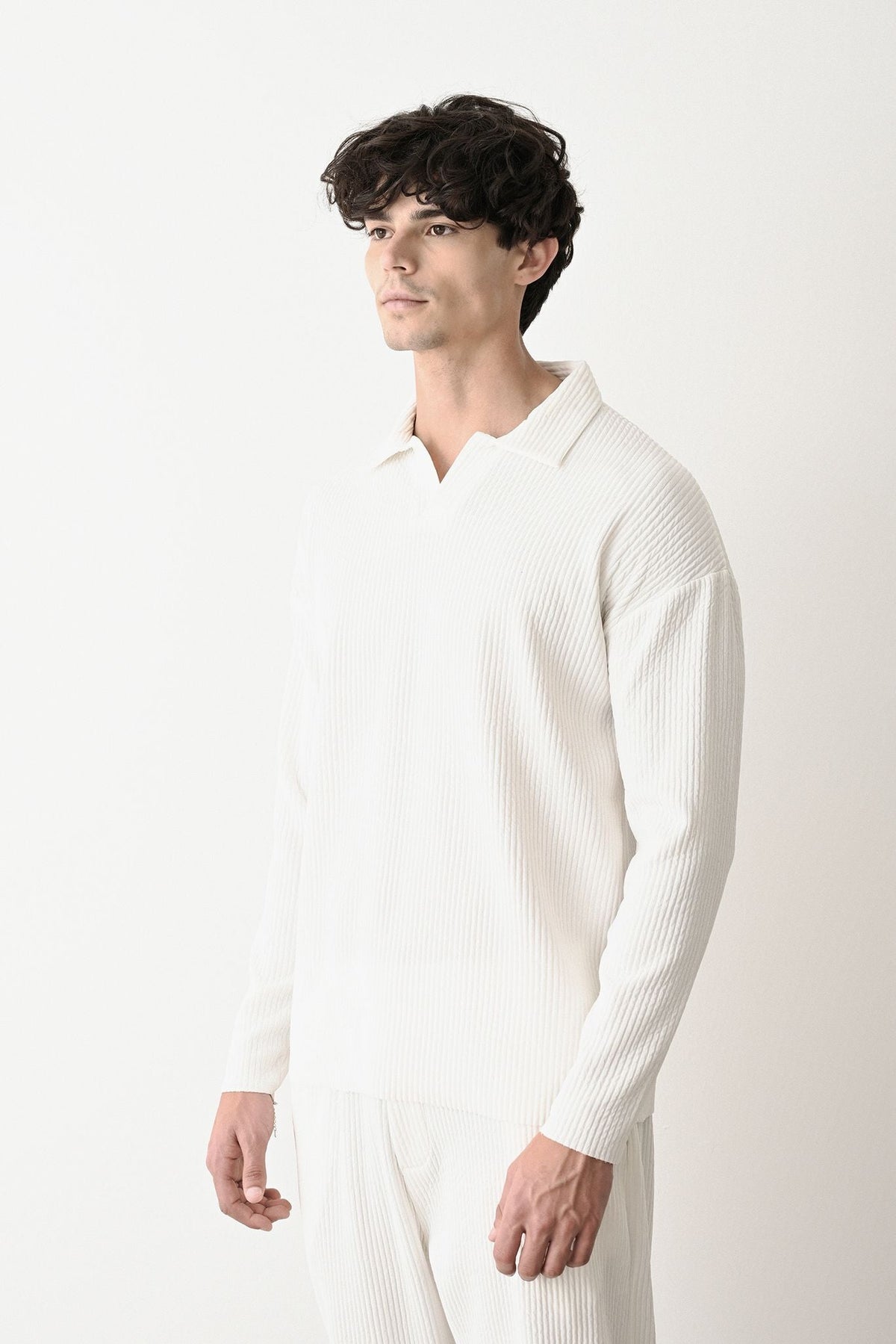 Collared Oversized Knitwear