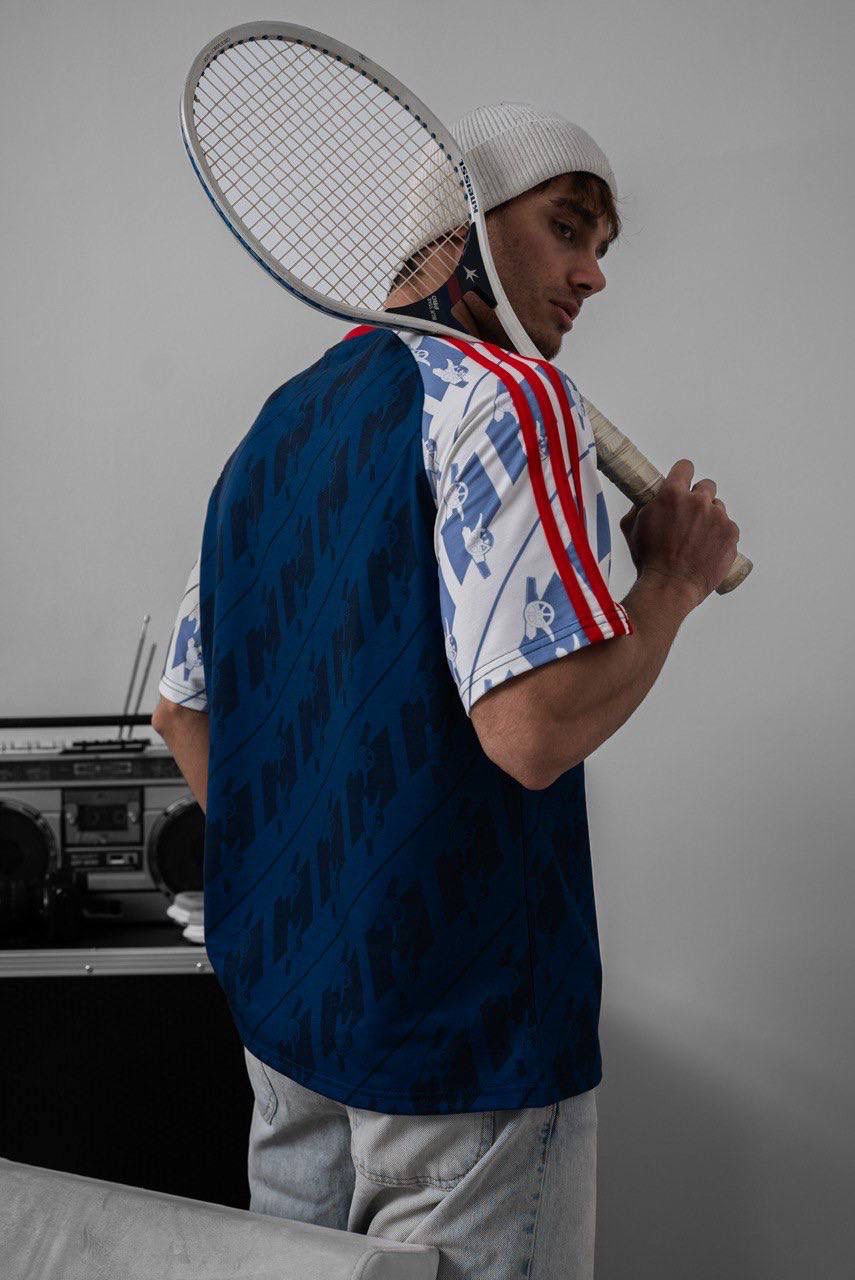 Arsenal Retro Raglan Sleeve Graphic Tee – Vintage Color Block Sports T-Shirt