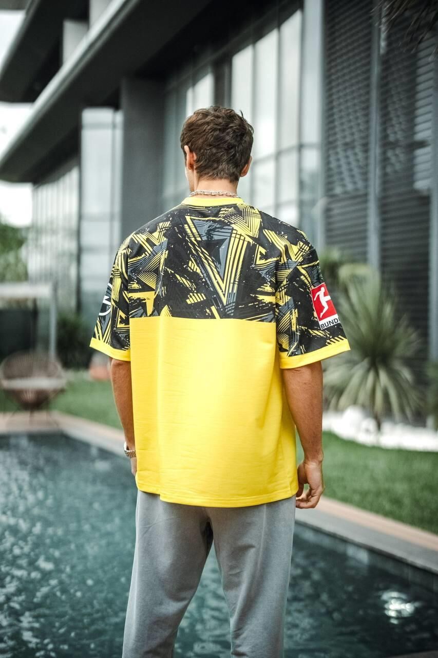 Borussia Dortmund Oversized Logo T-shirt