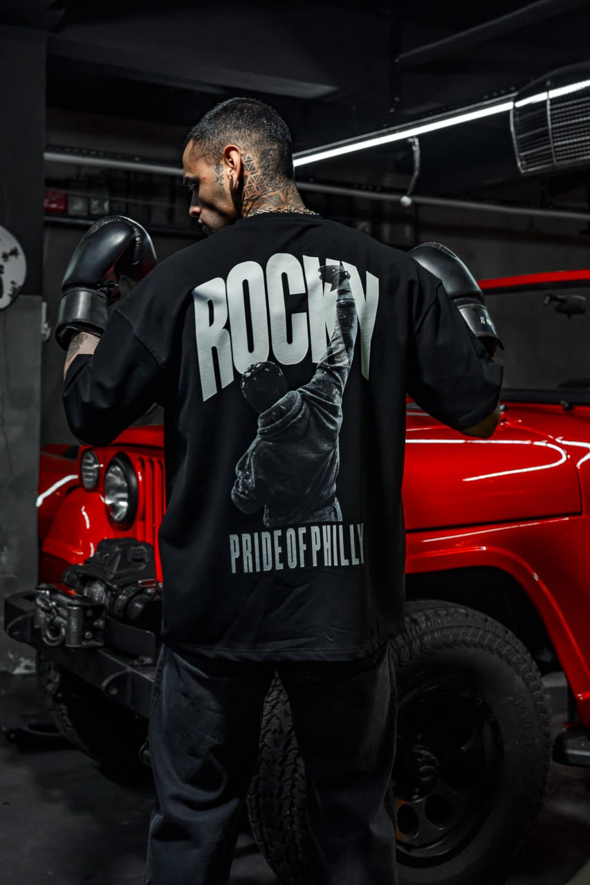 Champion's Spirit Men's Graphic Tee – Oversized Boxing-Inspired Streetwear